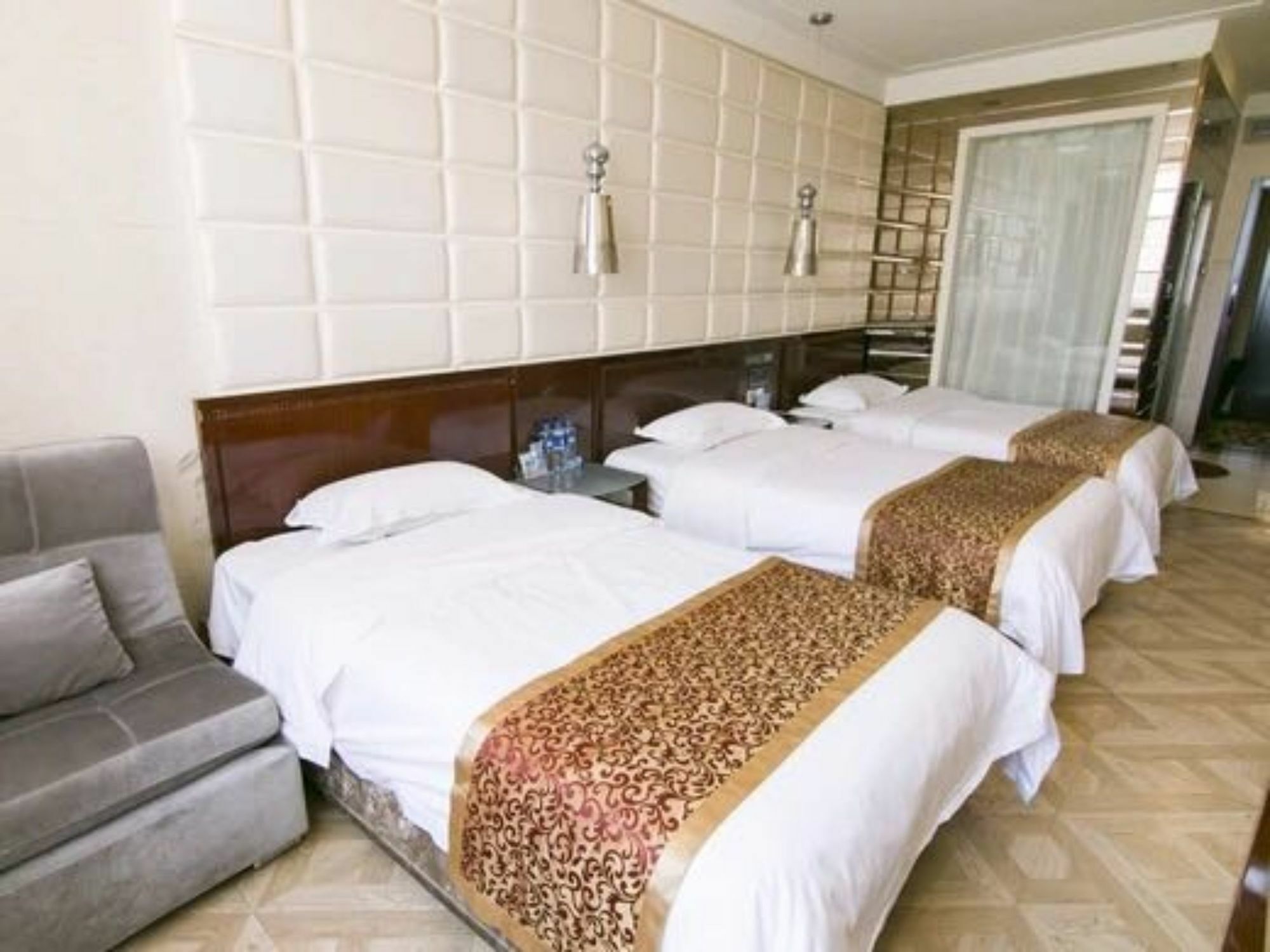 Tianjin Bindao Business Hotel Binhai  Exteriör bild